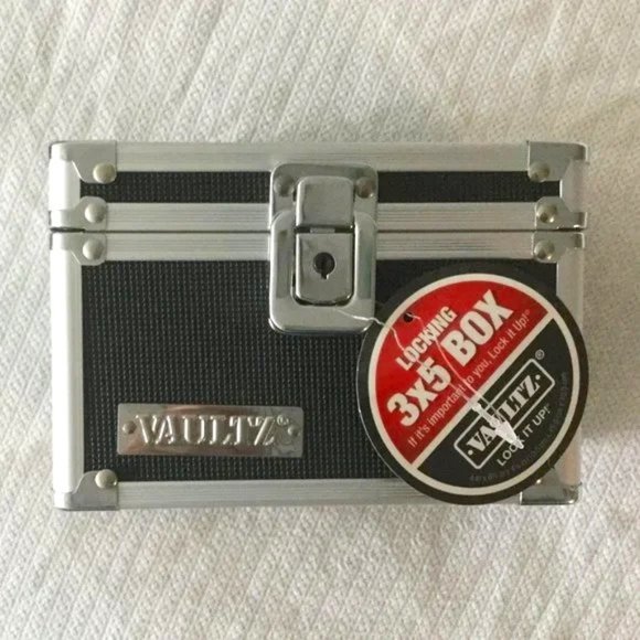 VAULTZ Lockbox with Key 3 x 5 Storage Box NEW - Picture 2 of 8